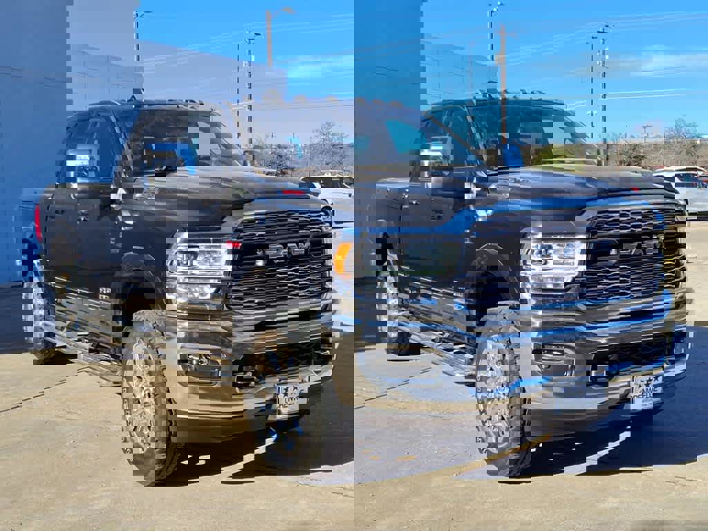 Used 2024 RAM 3500 Limited image 43