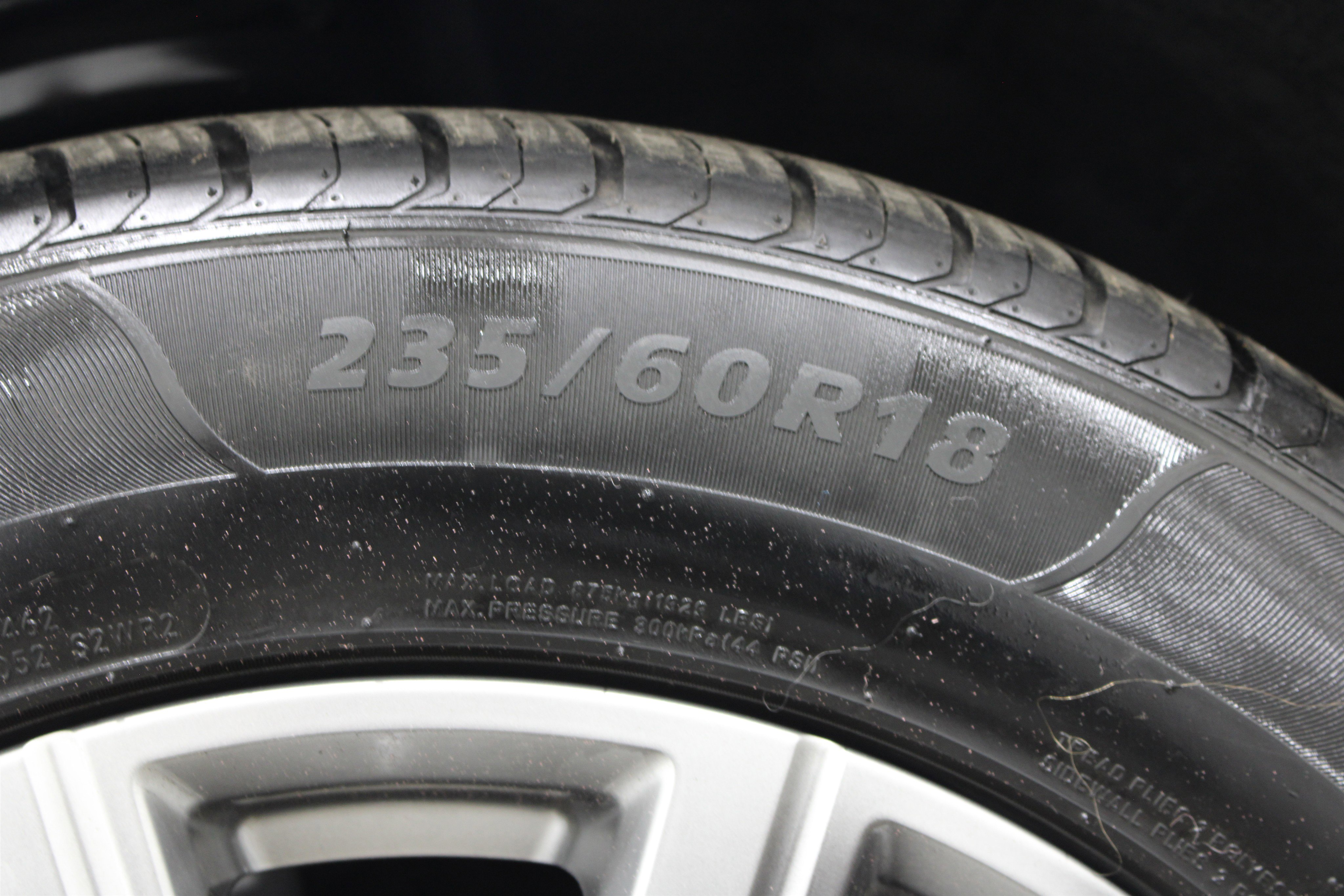 Used 2021 Cadillac XT4 Premium Luxury image 40