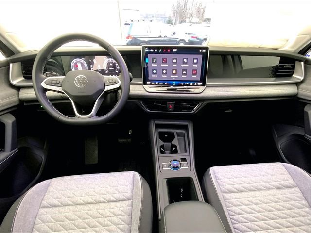 New 2026 Volkswagen Tiguan S image 6