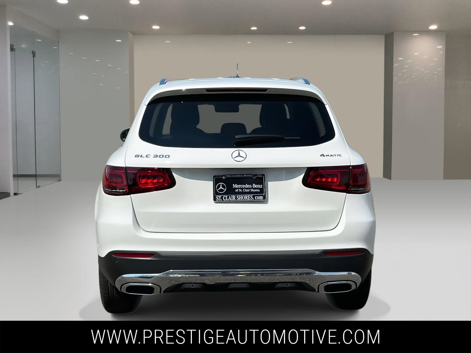 Used 2022 Mercedes-Benz GLC 300 GLC 300 w/ Premium Package Lite image 4