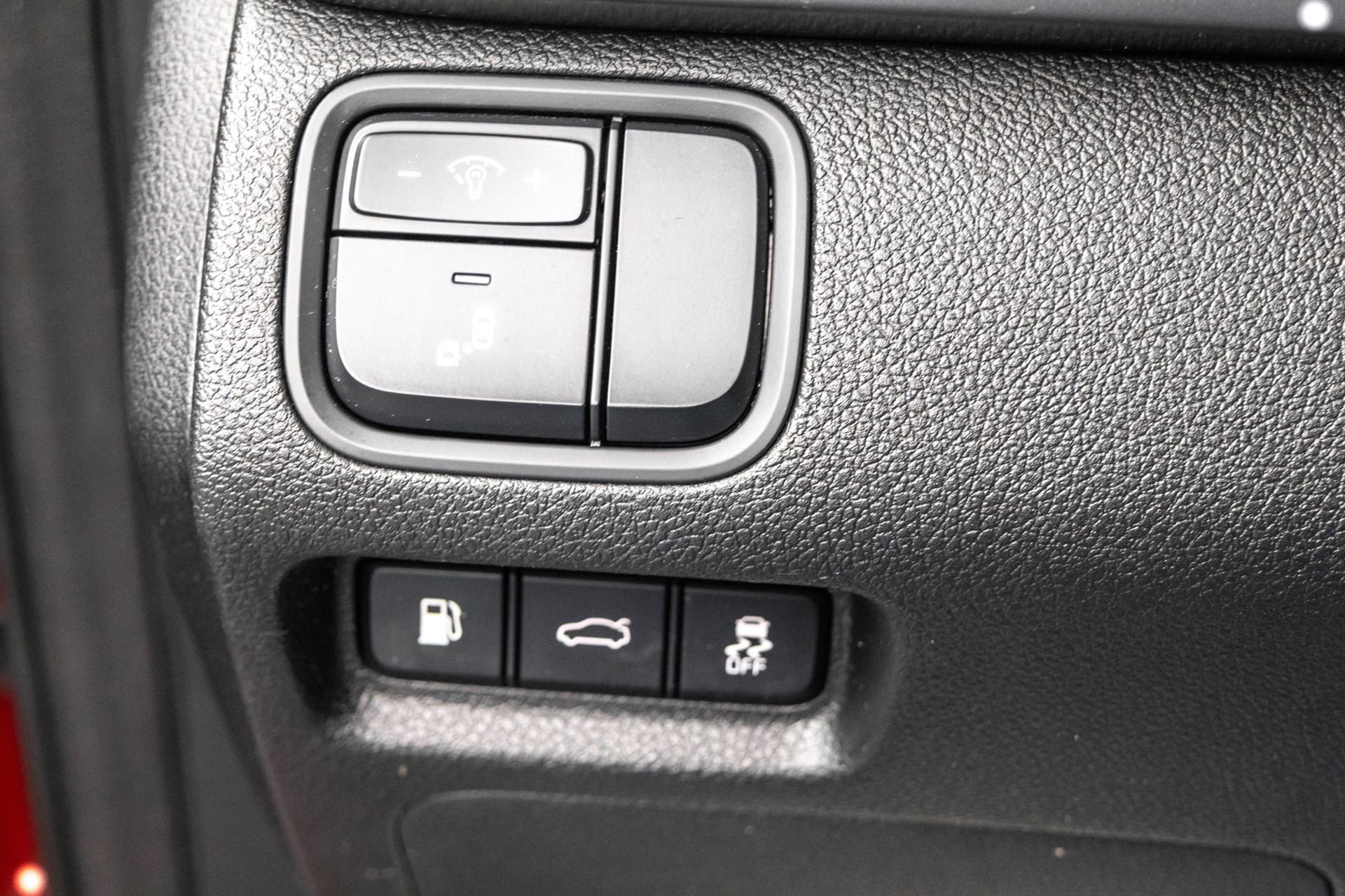 Used 2018 Kia Optima S image 18