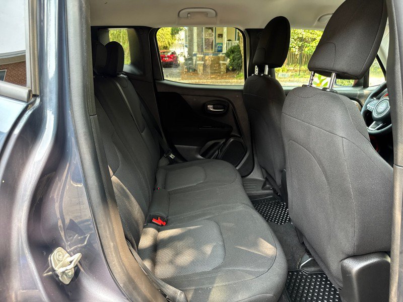 Used 2019 Jeep Renegade Sport AWD/4WD image 30