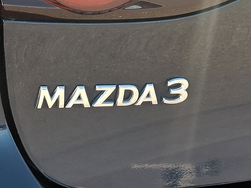 Used 2024 MAZDA MAZDA3 s FWD image 30