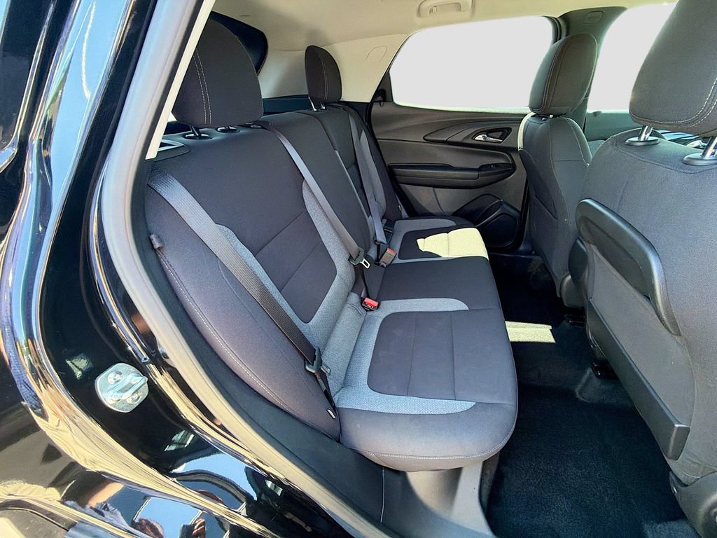 Used 2025 Chevrolet TrailBlazer LT AWD/4WD image 26