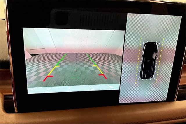 Used 2023 Lincoln Aviator Reserve w/ Elements Package Plus image 26