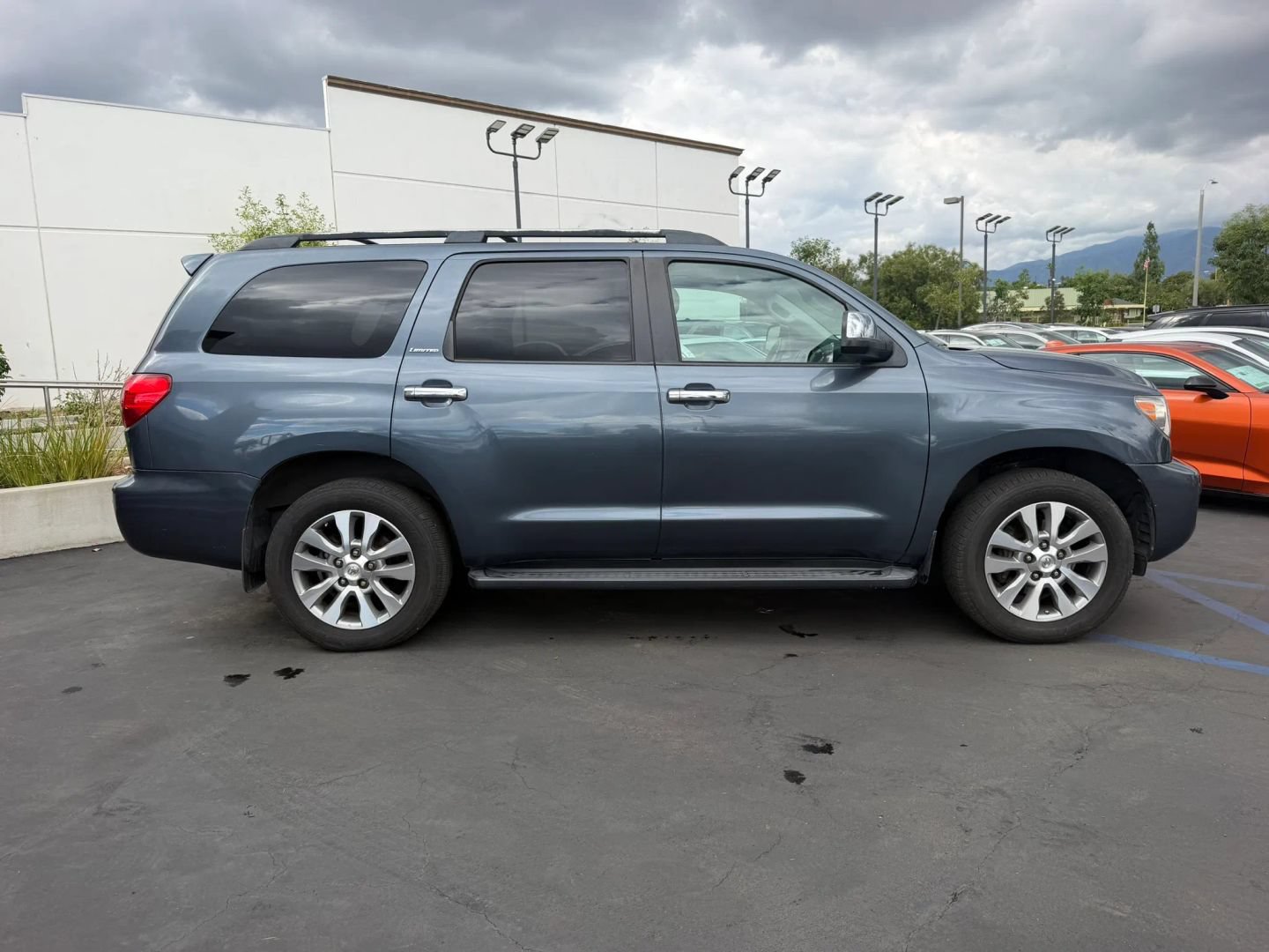 Used 2008 Toyota Sequoia Limited RWD image 5