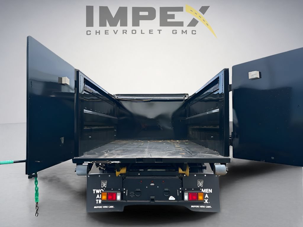 Used 2024 Chevrolet Low Cab Forward RWD image 21