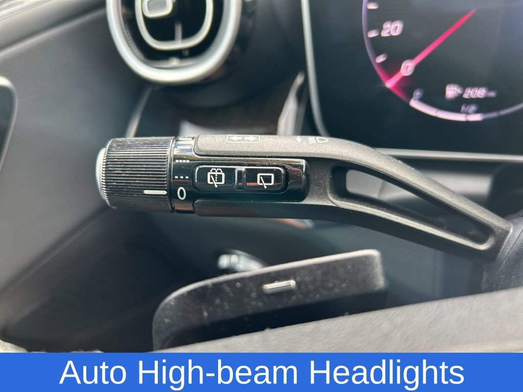 Used 2024 Mercedes-Benz GLC 300 4MATIC image 23