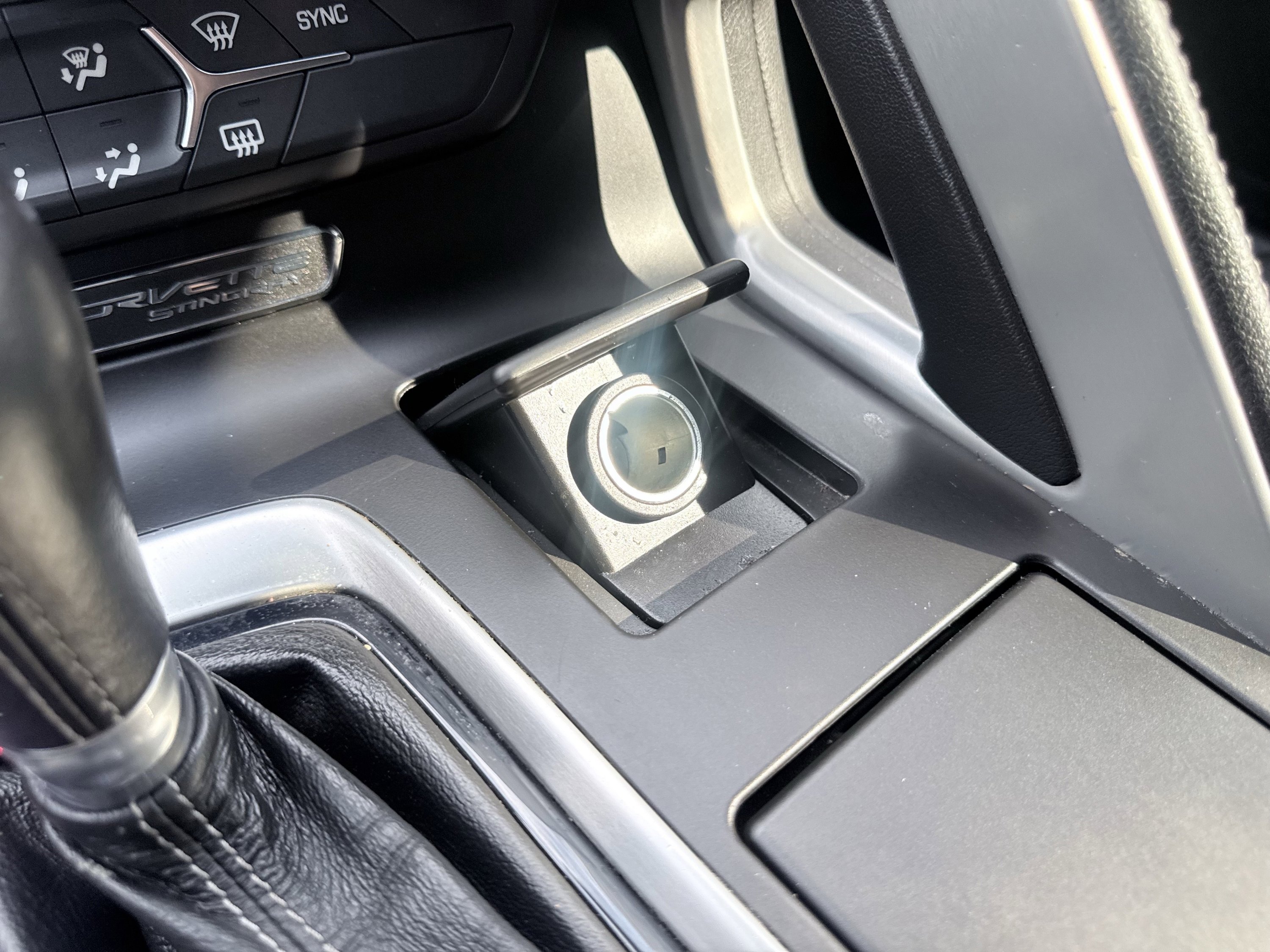 Used 2017 Chevrolet Corvette Z51 1LT w/ Carbon Flash Badge Package image 47