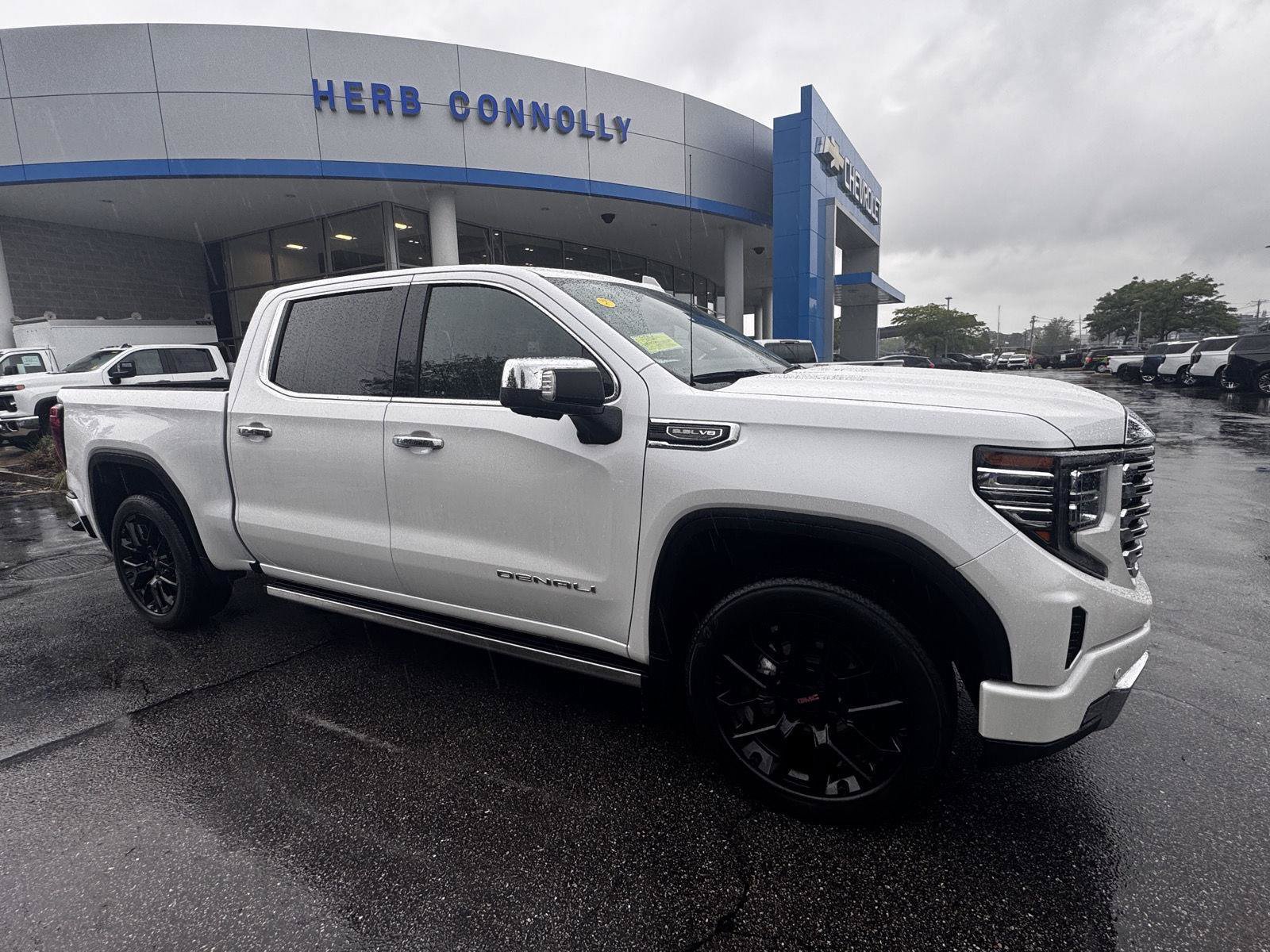 Certified 2023 GMC Sierra 1500 Denali w/ Denali Reserve Package AWD/4WD image 2