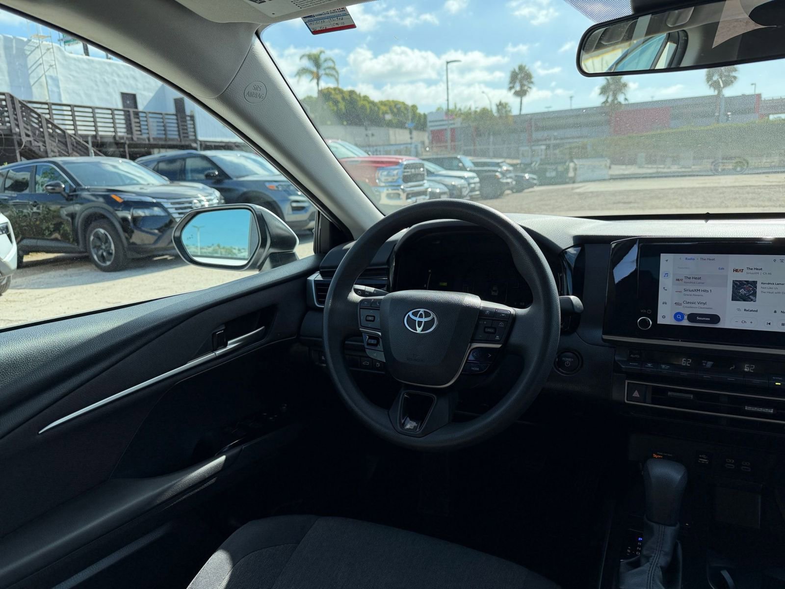 Used 2025 Toyota Camry LE image 33