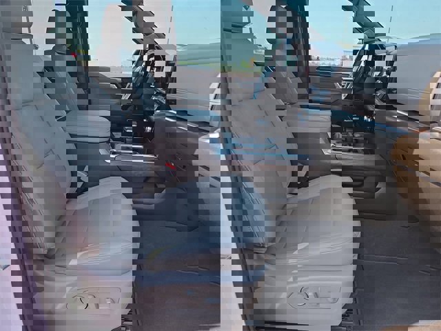 Used 2023 GMC Sierra 1500 SLT image 15