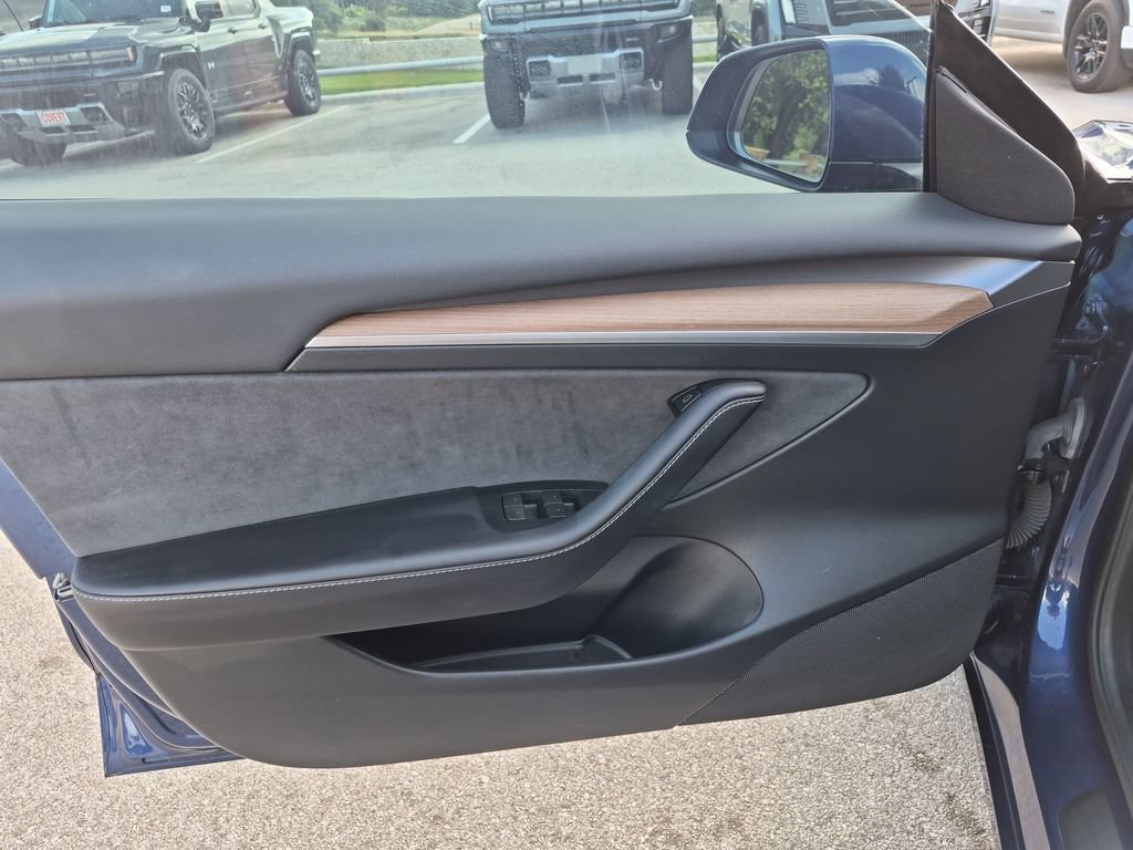 Used 2023 Tesla Model 3 Long Range AWD/4WD image 15