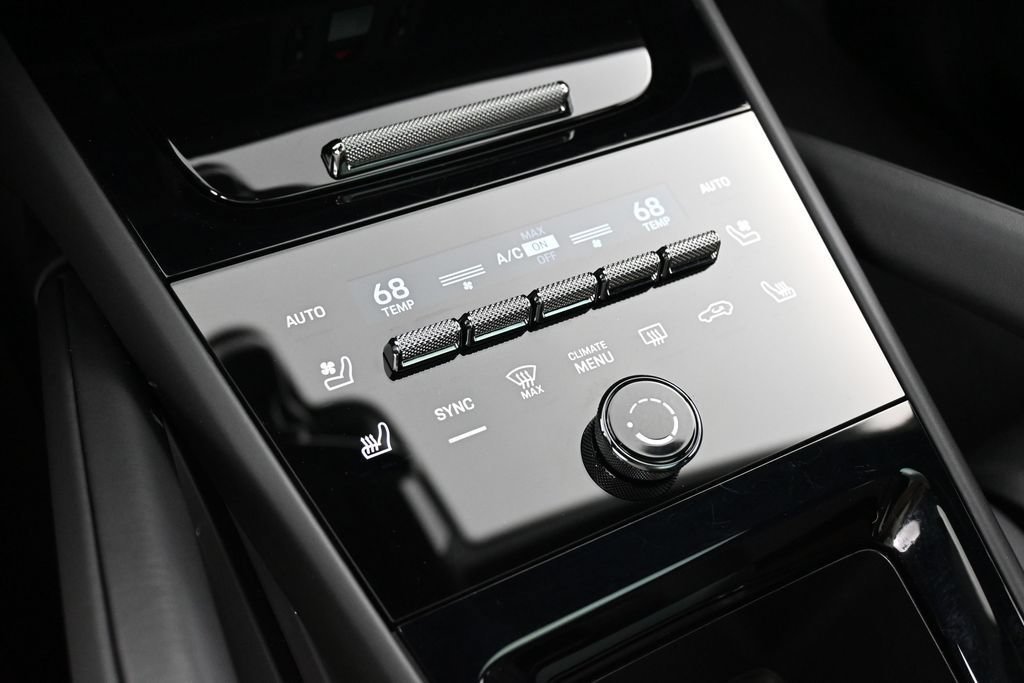 Certified 2026 Porsche Cayenne S AWD/4WD image 22