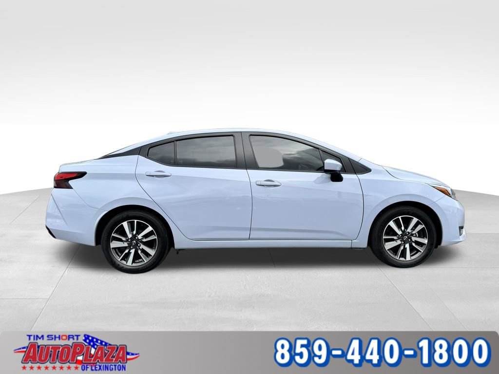 Used 2025 Nissan Versa SV FWD image 11