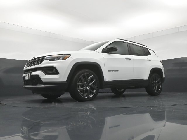 New 2026 Jeep Compass Latitude AWD/4WD image 20