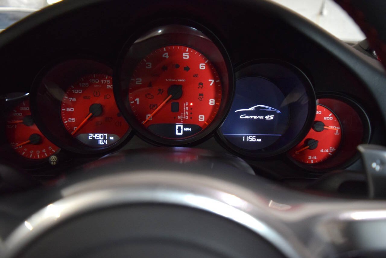Used 2015 Porsche 911 Carrera 4S AWD/4WD image 4