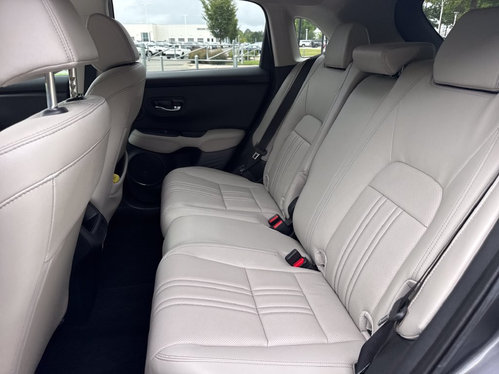 Used 2024 Honda HR-V EX-L image 32