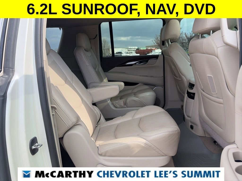 Used 2015 Cadillac Escalade ESV Luxury image 27