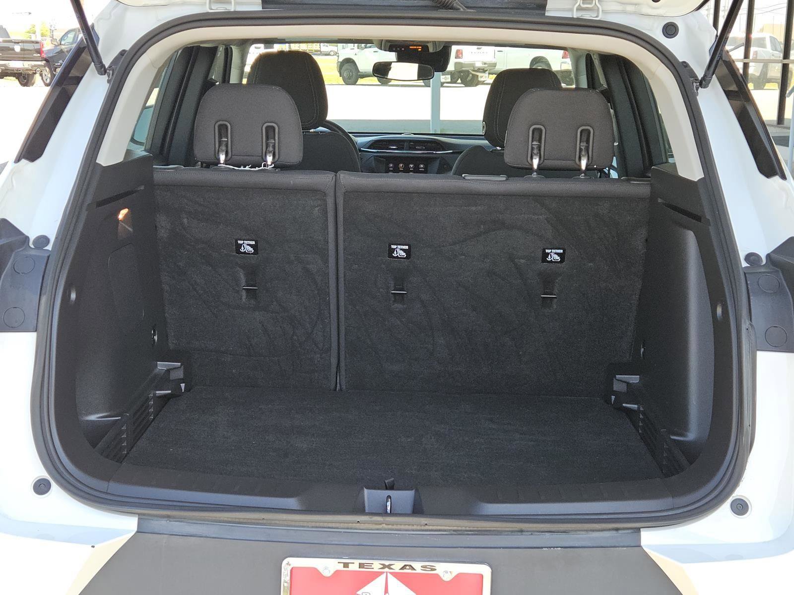 Used 2022 Chevrolet TrailBlazer LS image 24