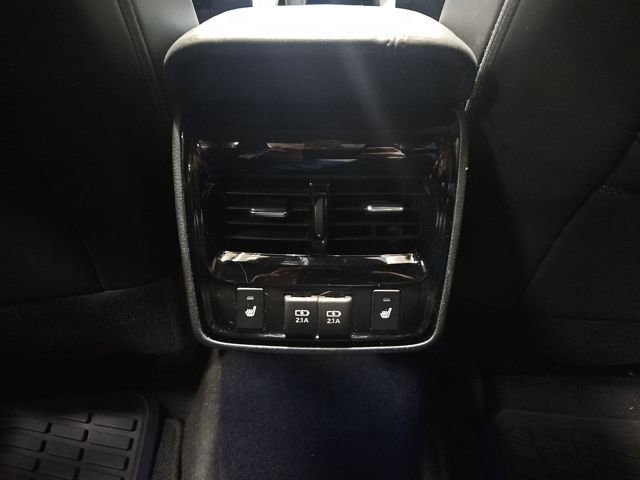 Used 2019 Toyota Avalon Touring w/ Advanced Safety Package image 19