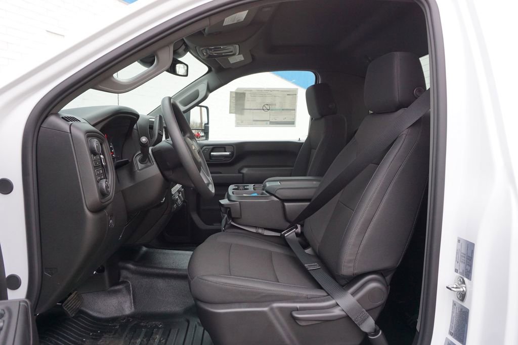 New 2026 Chevrolet Silverado 3500 W/T image 10