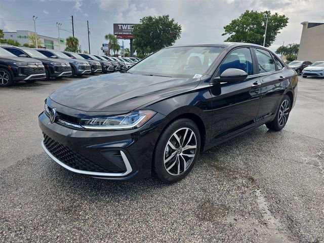 New 2025 Volkswagen Jetta SE image 6
