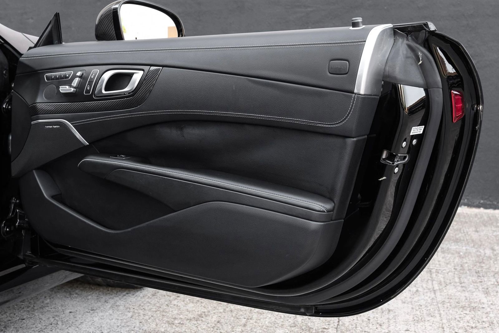 Used 2013 Mercedes-Benz SL 63 AMG image 44