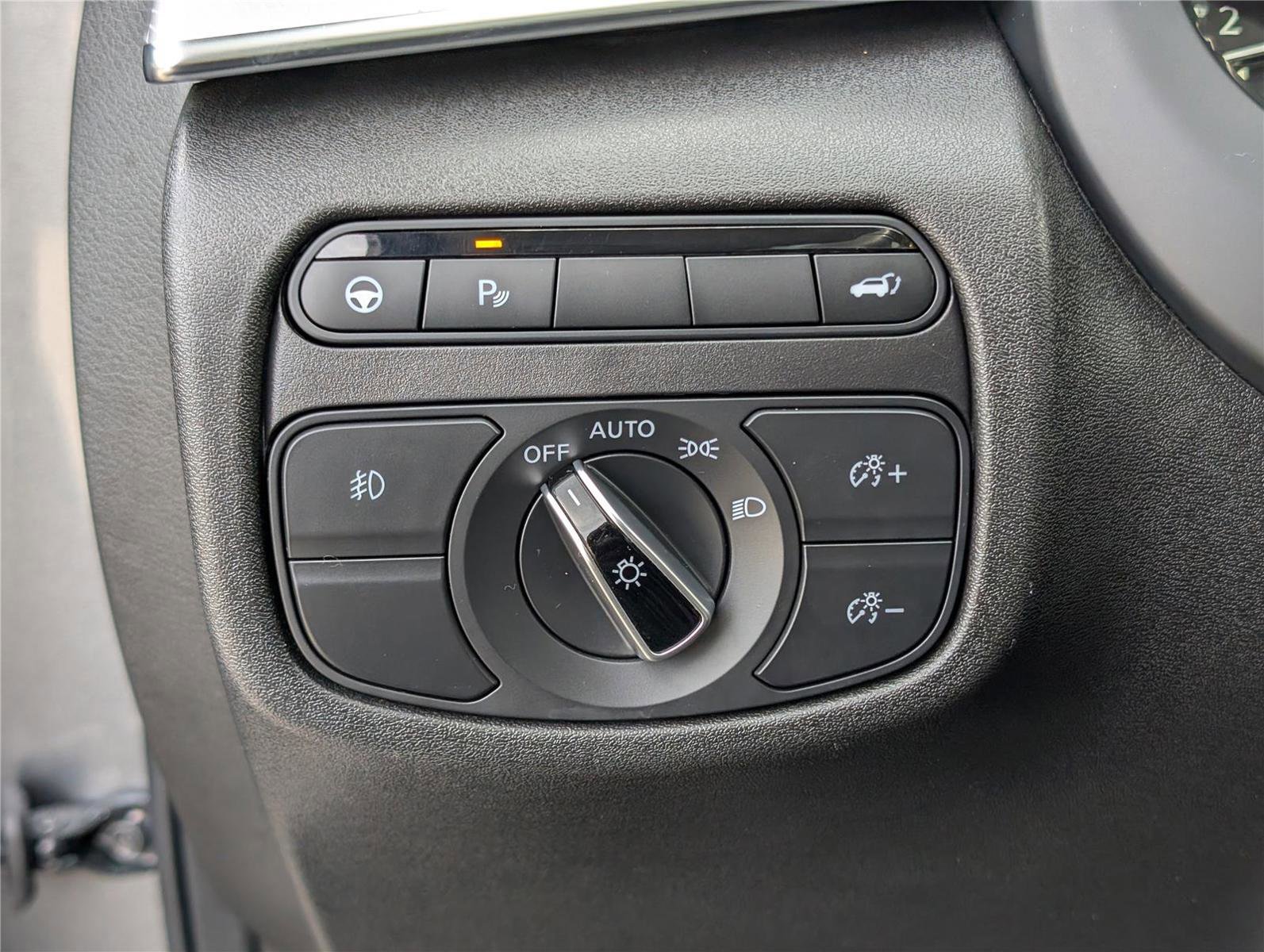 Used 2021 INFINITI QX50 Luxe image 21