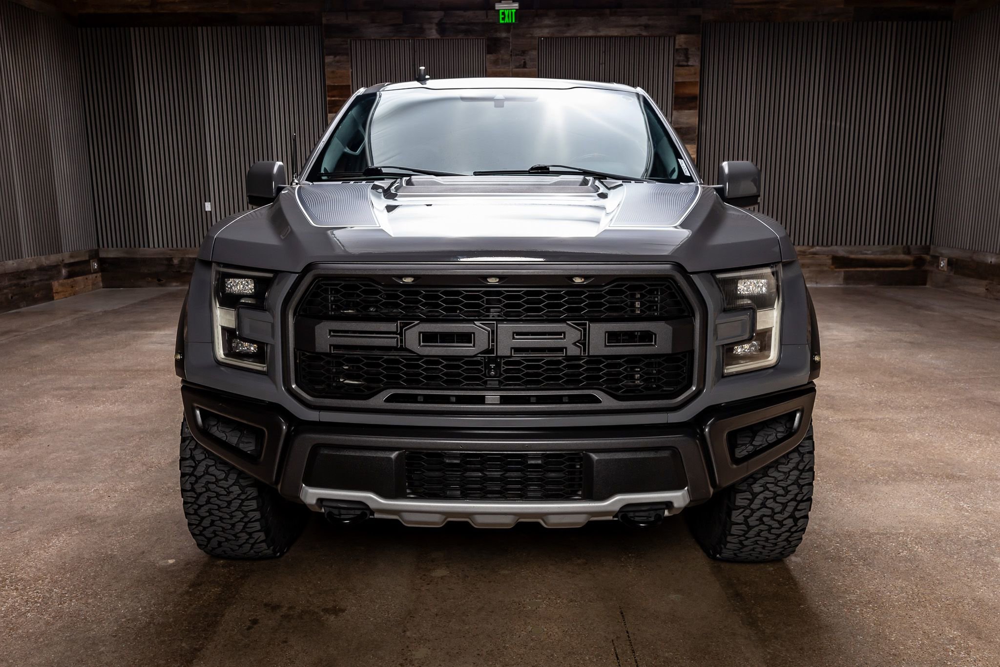 Used 2020 Ford F150 Raptor w/ Equipment Group 802A Luxury image 2