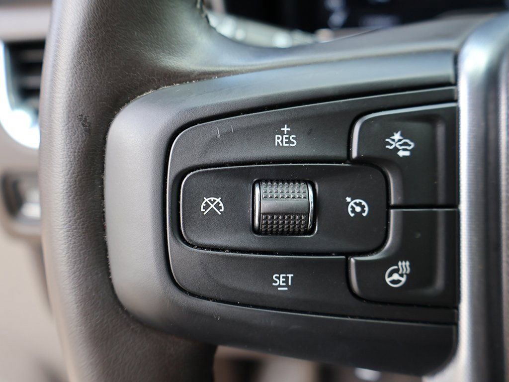 Used 2024 GMC Yukon SLT w/ SLT Luxury Package RWD image 44