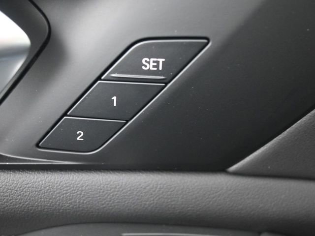 New 2026 BMW X5 sDrive40i w/ Executive Package image 21