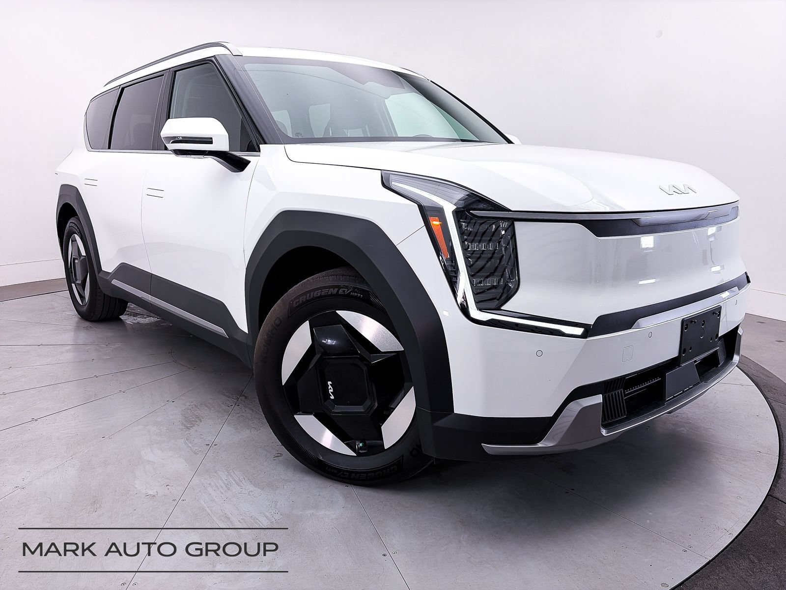 Certified 2024 Kia EV9 Wind