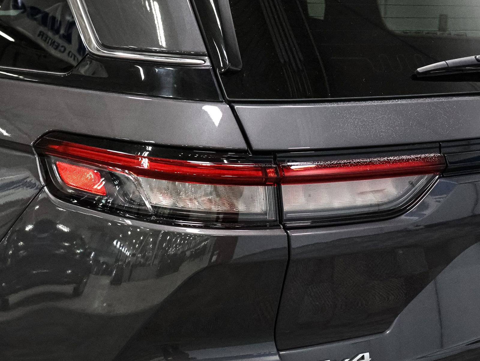 Used 2024 Jeep Grand Cherokee Laredo X w/ Luxury Tech Group I image 15