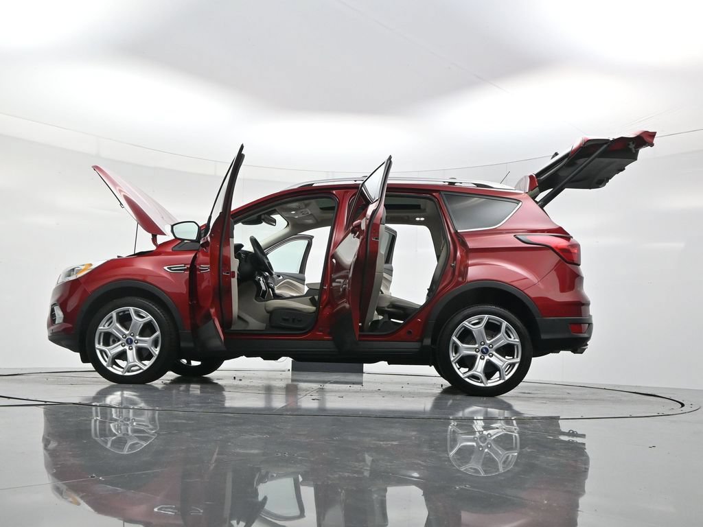 Used 2019 Ford Escape Titanium AWD/4WD image 60