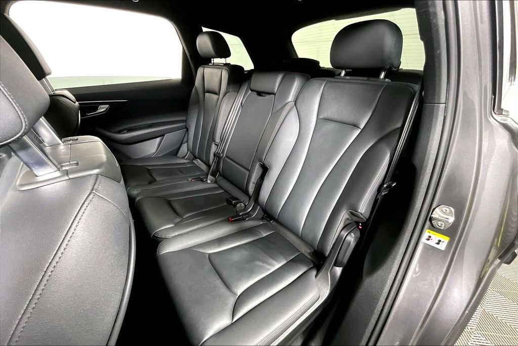 Used 2021 Audi Q7 3.0T Premium Plus w/ Premium Plus Package image 26