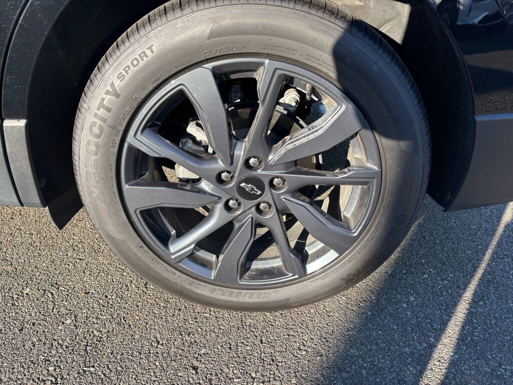 Used 2024 Chevrolet Equinox RS w/ RS Leather Package image 9