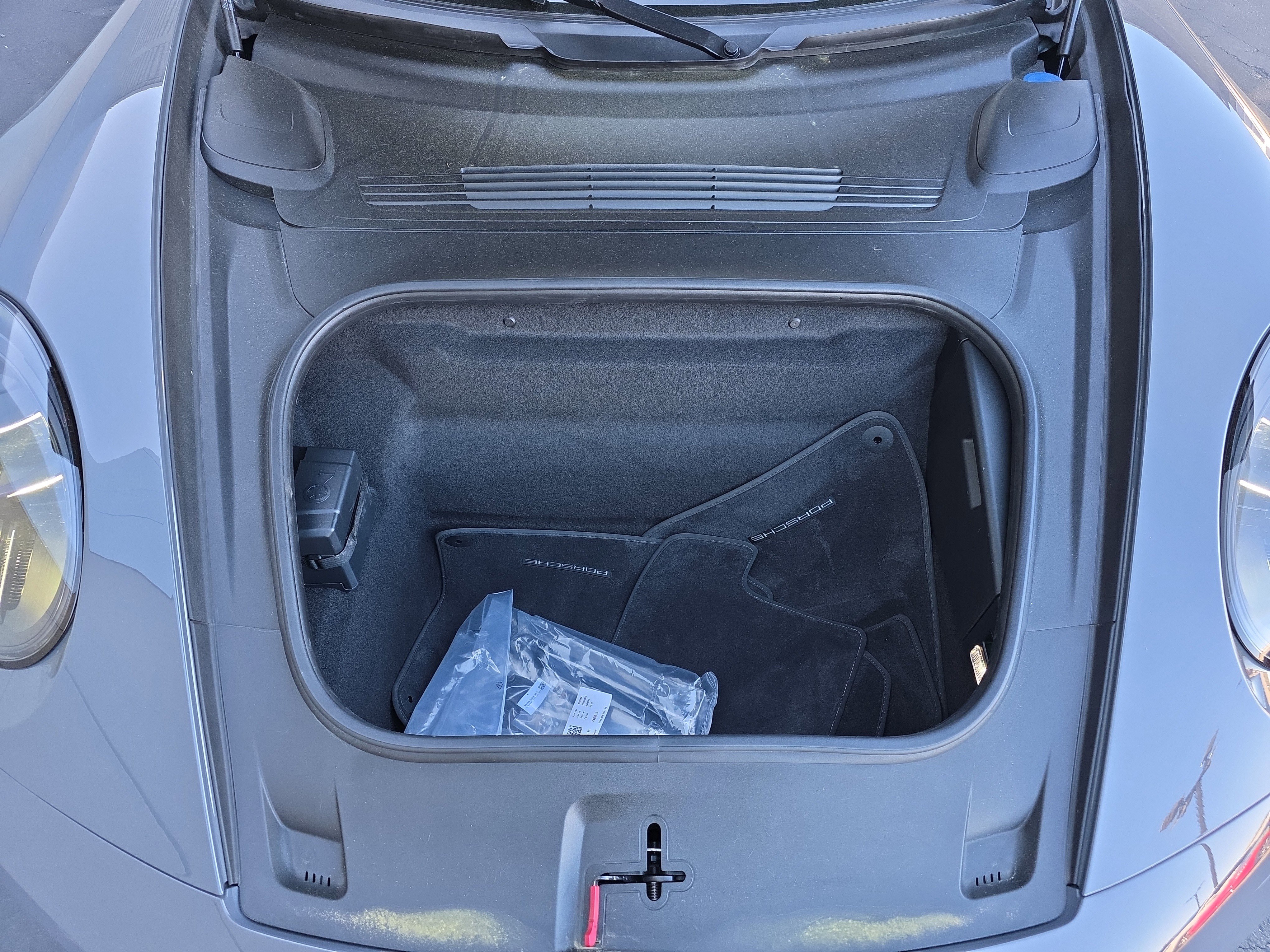 Certified 2025 Porsche 911 GTS image 14