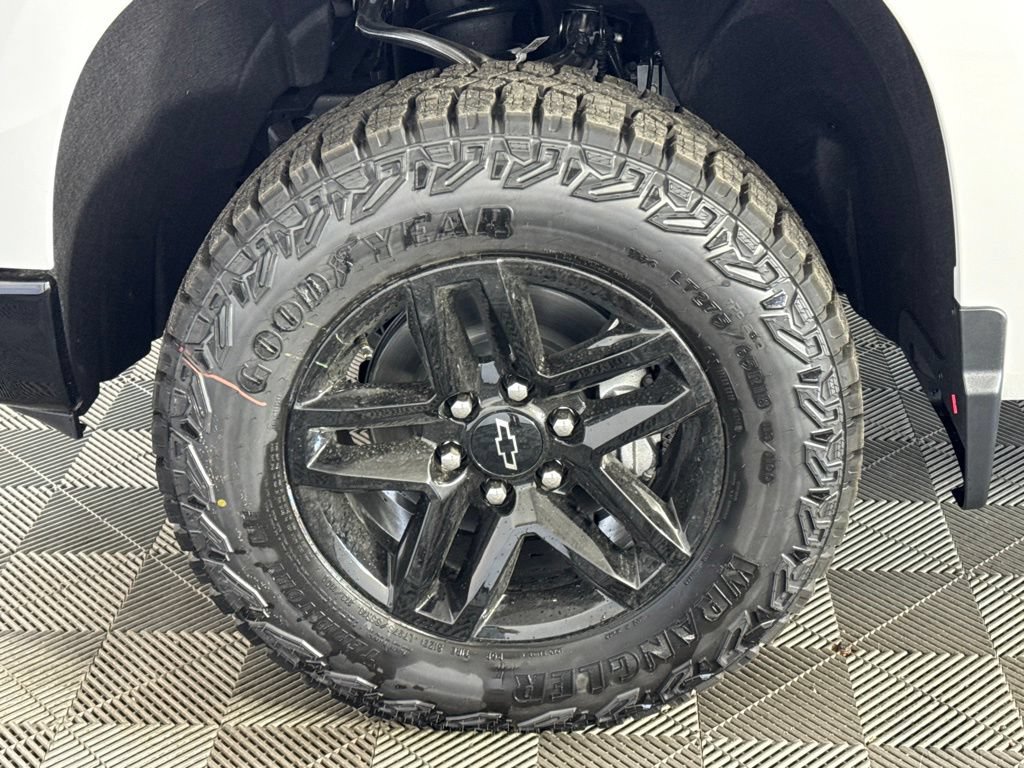 New 2026 Chevrolet Silverado 1500 Custom Trail Boss AWD/4WD image 38