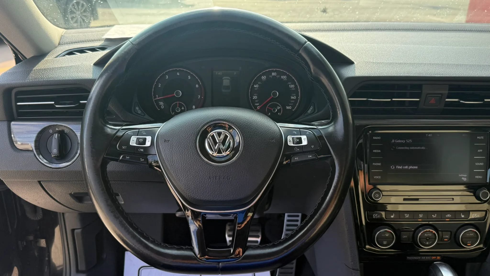 Used 2020 Volkswagen Passat 2.0T R-Line FWD image 15
