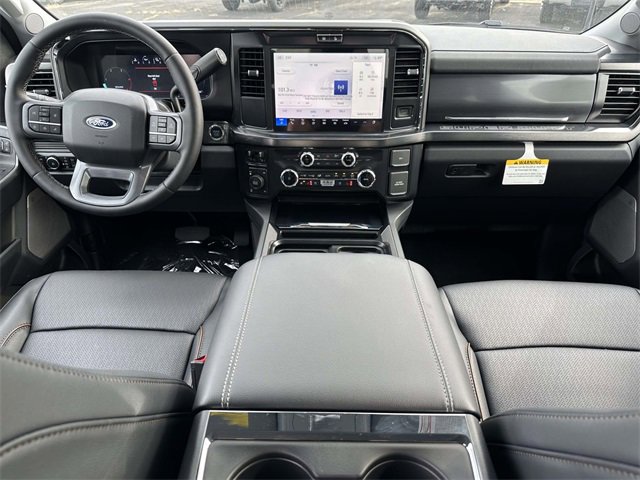 New 2026 Ford F350 Lariat w/ FX4 Off-Road Package image 13