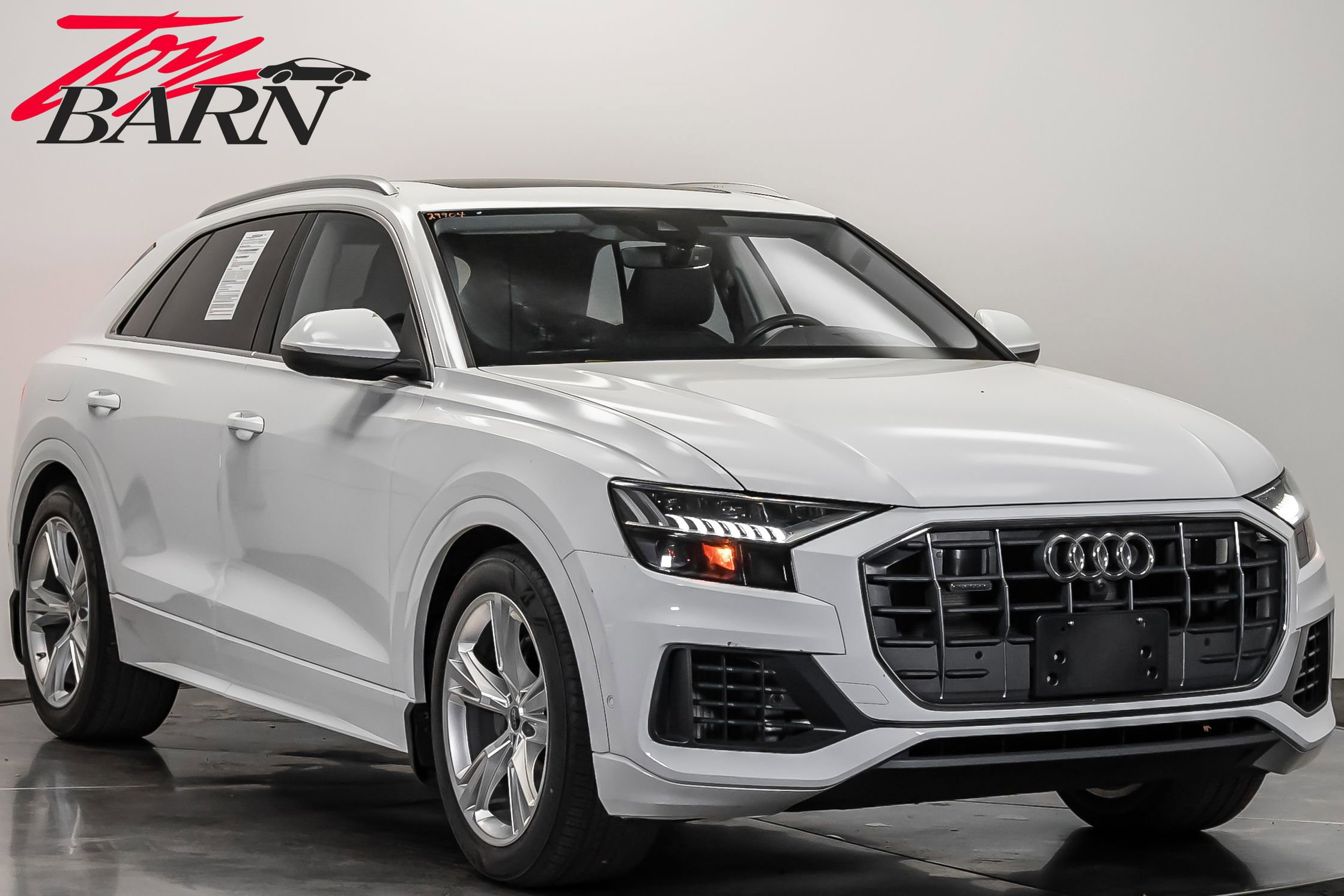 Used 2023 Audi Q8 Prestige image 7