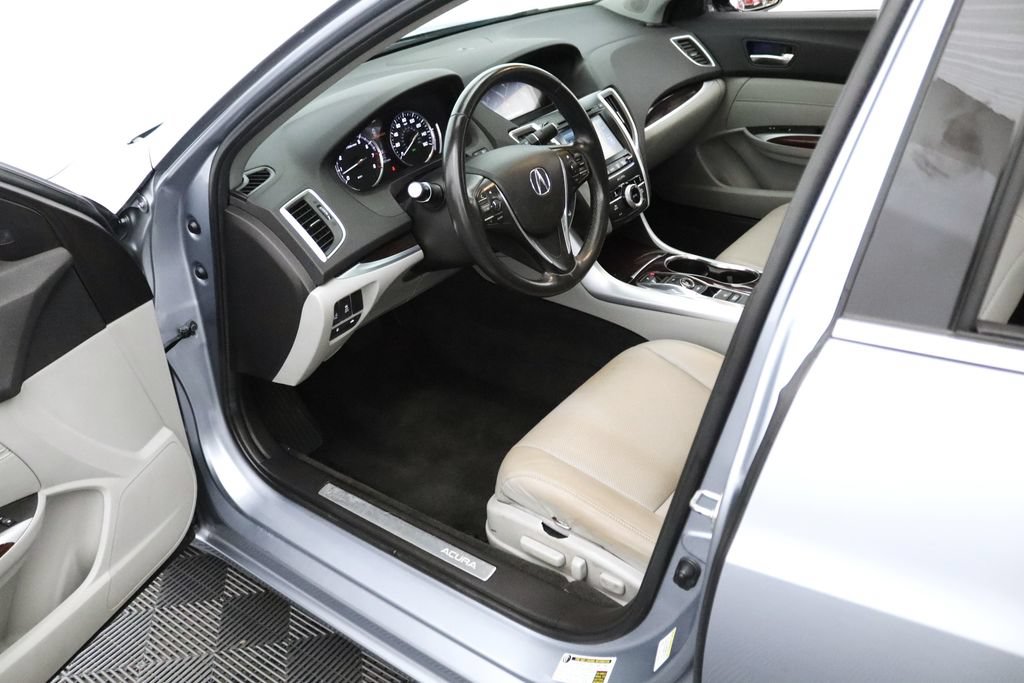 Used 2016 Acura TLX w/ Technology Package FWD image 13