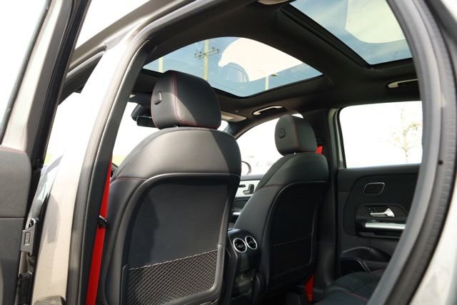 Certified 2025 Mercedes-Benz GLA 35 AMG 4MATIC image 22