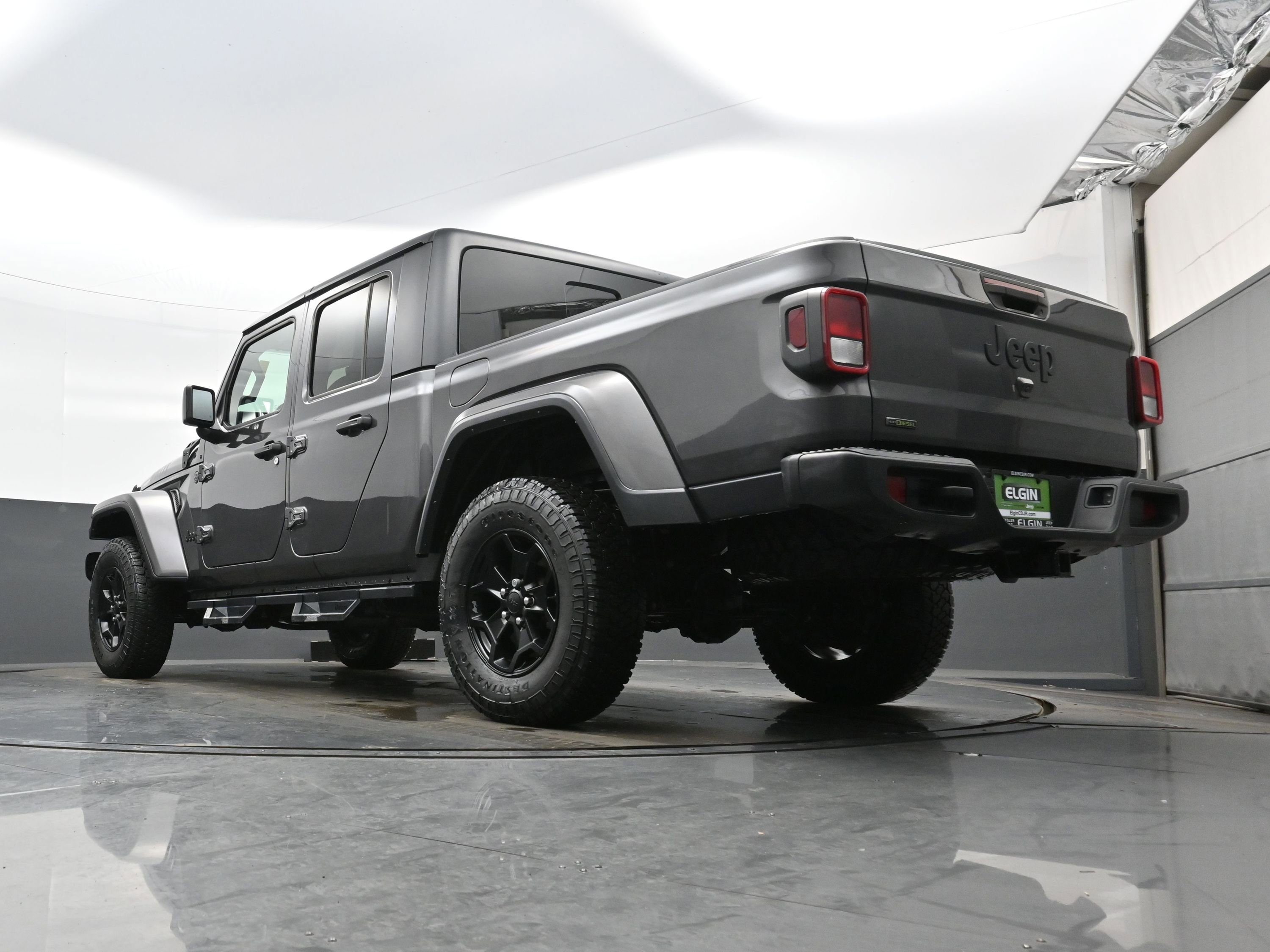 Used 2022 Jeep Gladiator Willys image 26