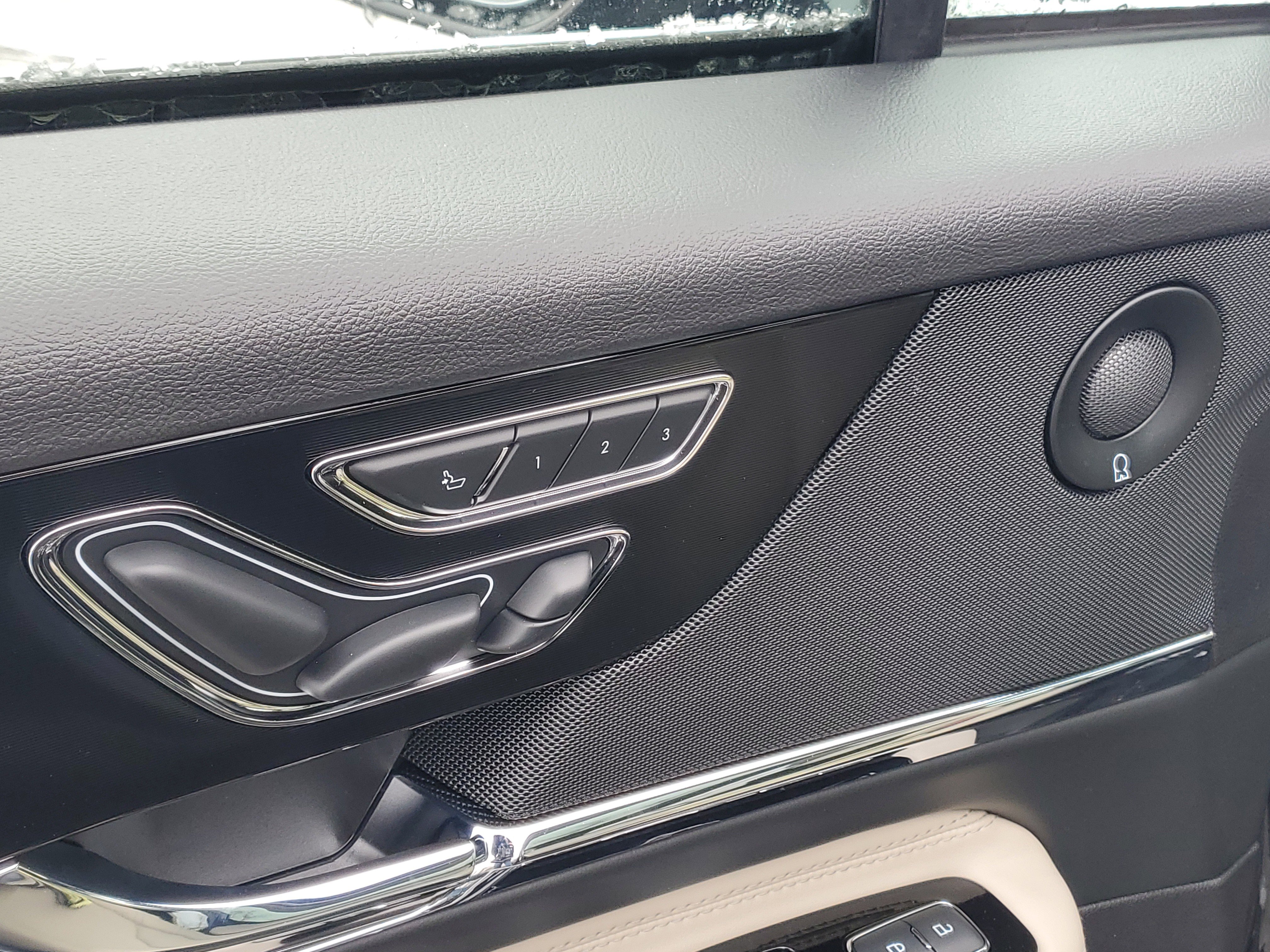 New 2026 Lincoln Corsair Grand Touring image 9