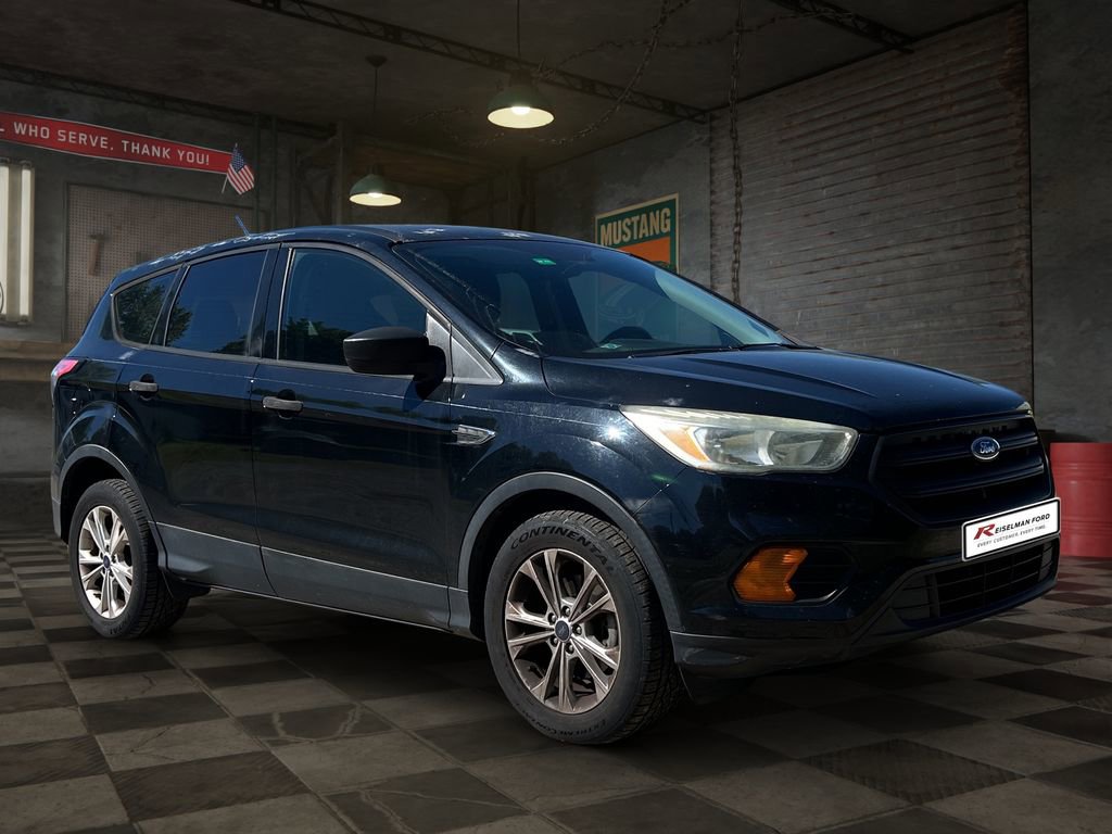 Used 2017 Ford Escape S FWD image 2