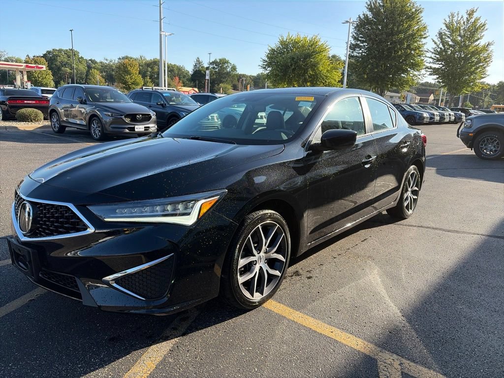Used 2022 Acura ILX w/ Premium Package FWD image 4