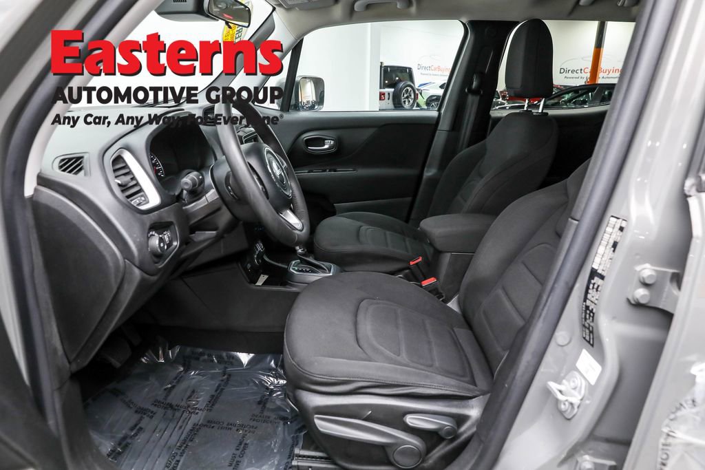 Used 2021 Jeep Renegade Latitude image 14