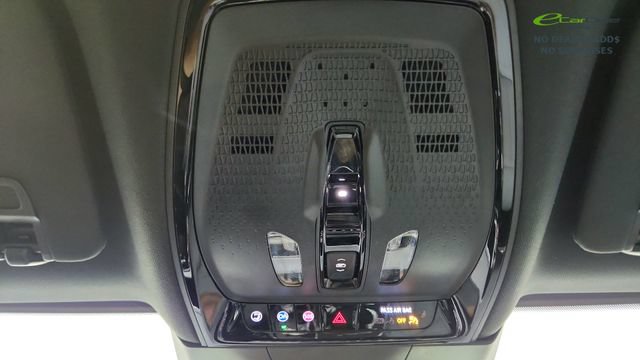 Used 2024 Cadillac Lyriq Luxury AWD/4WD image 57